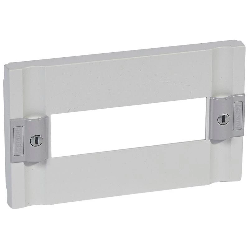 Legrand Панель лицевая мод. XL3 400 каб. секция H=150мм Leg 020353
