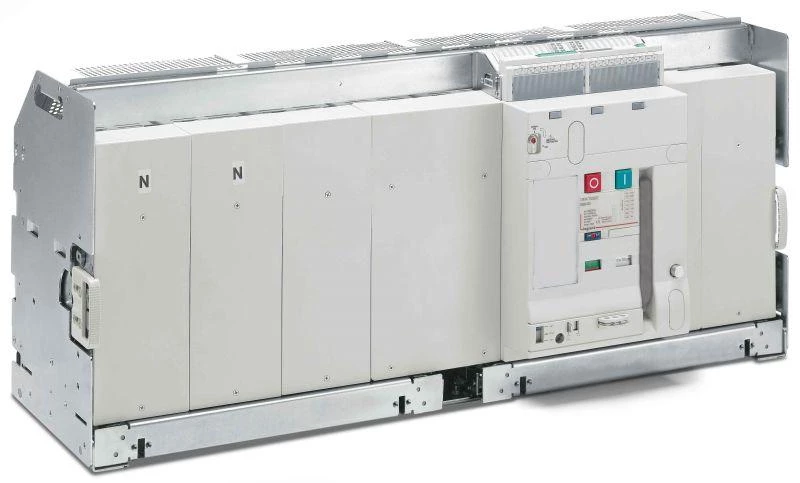 Legrand Выключатель автоматический воздушный 4п 6300А DMX3-I 6300 выкатн. Leg 028978