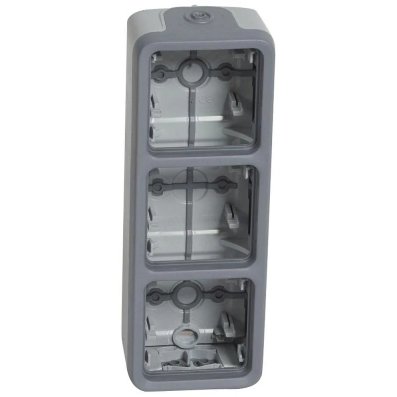Legrand Коробка установочная ОП 3-м Plexo верт. сер. Leg 069679