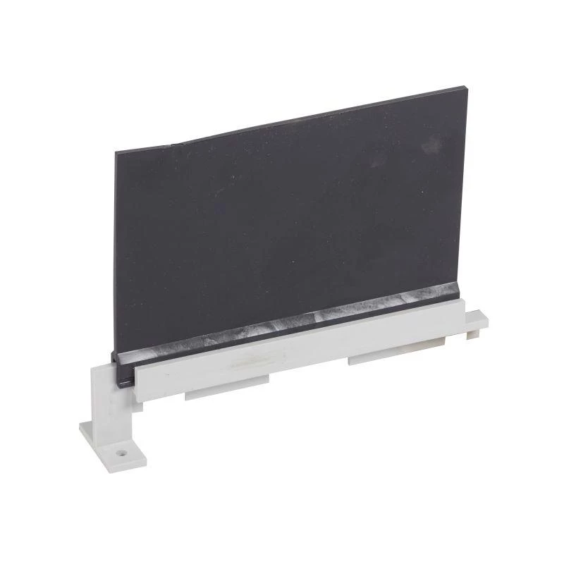 Legrand Перегородка изол. 4п DMX3 выдв. Leg 028819