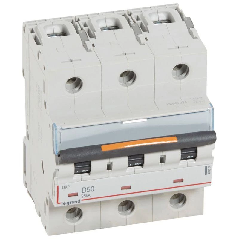 Legrand Выключатель автоматический модульный 3п D 50А 25кА DX3 4.5мод. 400В Leg 409838