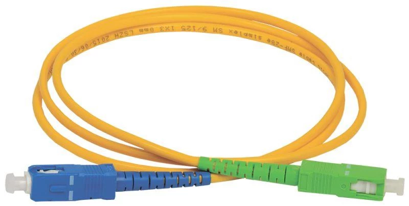 Патч-корд оптический коммутационный соединительный для одномодового кабеля (SM); 9/125 (OS2); SC/UPC-SC/APC (Simplex) (дл.10м) ITK FPC09-SCU-SCA-C1L-10M