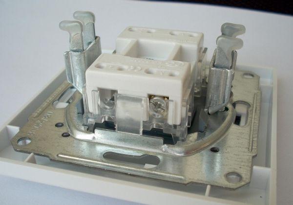 Фото Schneider Electric MGU7.892
