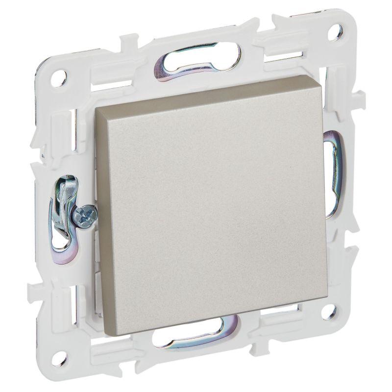 Фото IEK SK-V10-0-10-K37